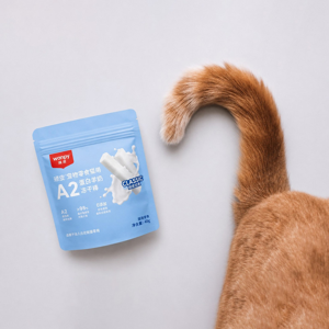 تشویقی گربه بالغ ونپی مدل Freeze Dried طعم مرغ و شیر بز وزن 40 گرم