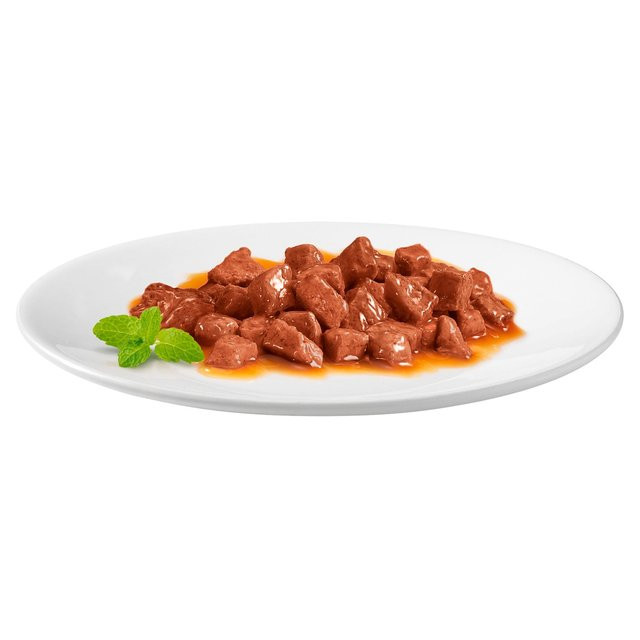 کنسرو غذای گربه گورمت مدل Beef Chunks وزن 85 گرم